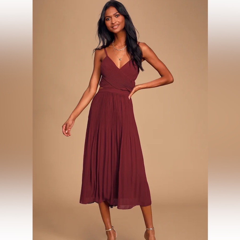 Lulus Burgundy Pleated Midi Dress
